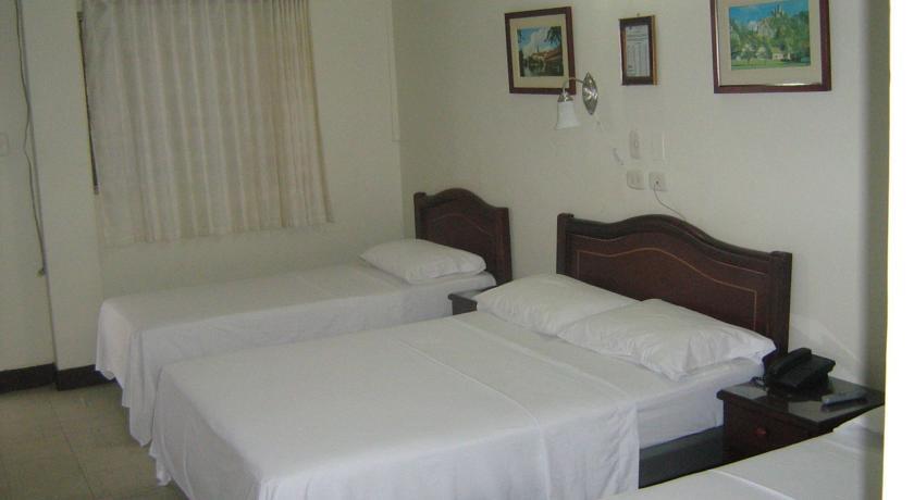Hotel Royal Plaza ฟลอเรนเซีย ภายนอก รูปภาพ
