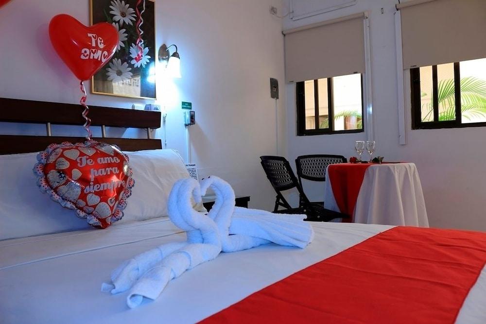 Hotel Royal Plaza ฟลอเรนเซีย ภายนอก รูปภาพ